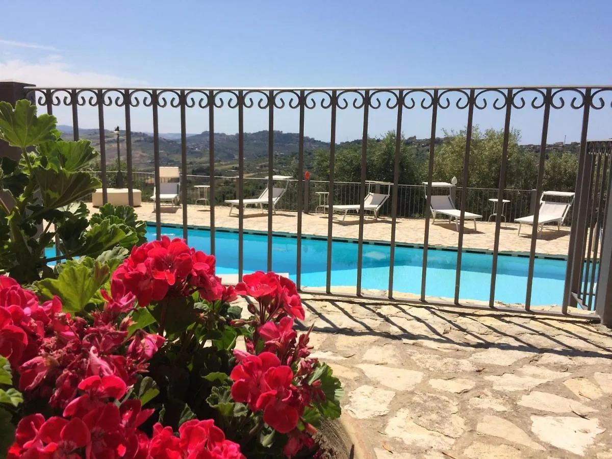 Agriturismo Roba Degli Ulivi Villa Agrigento 0*,  Italy